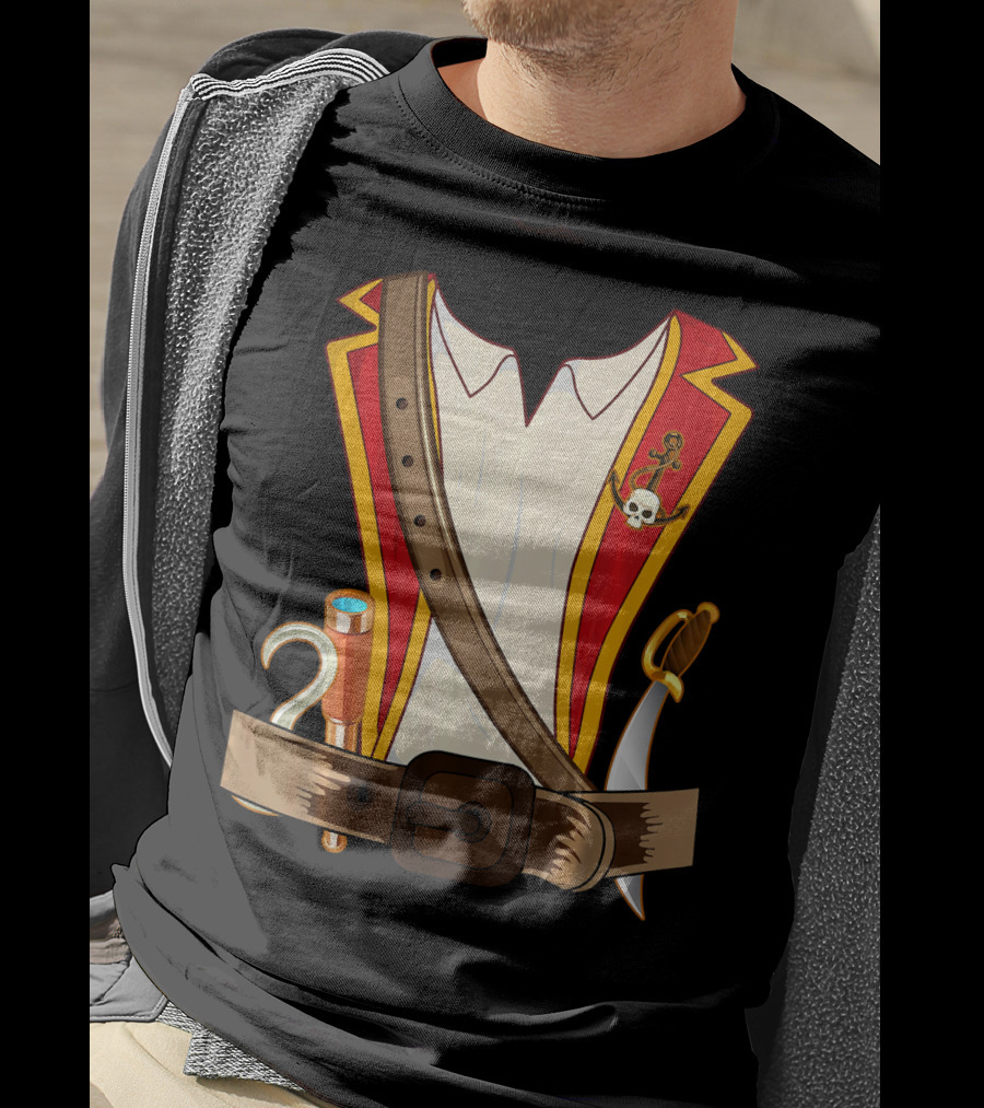 Funny Pirate Halloween Costume With Sword And Telescope T-Shirt