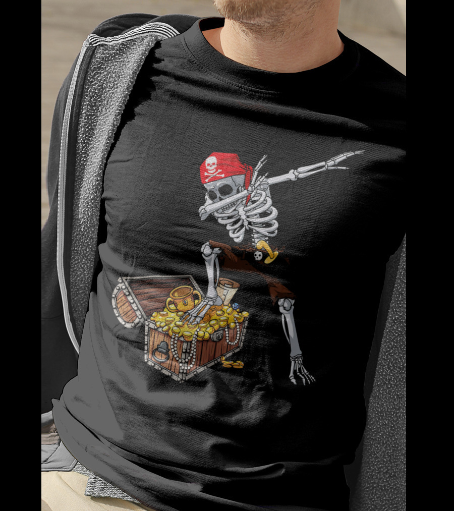 Dabbing Pirate Skeleton With Treasure Chest And Red Skull Bandana T-Shirt