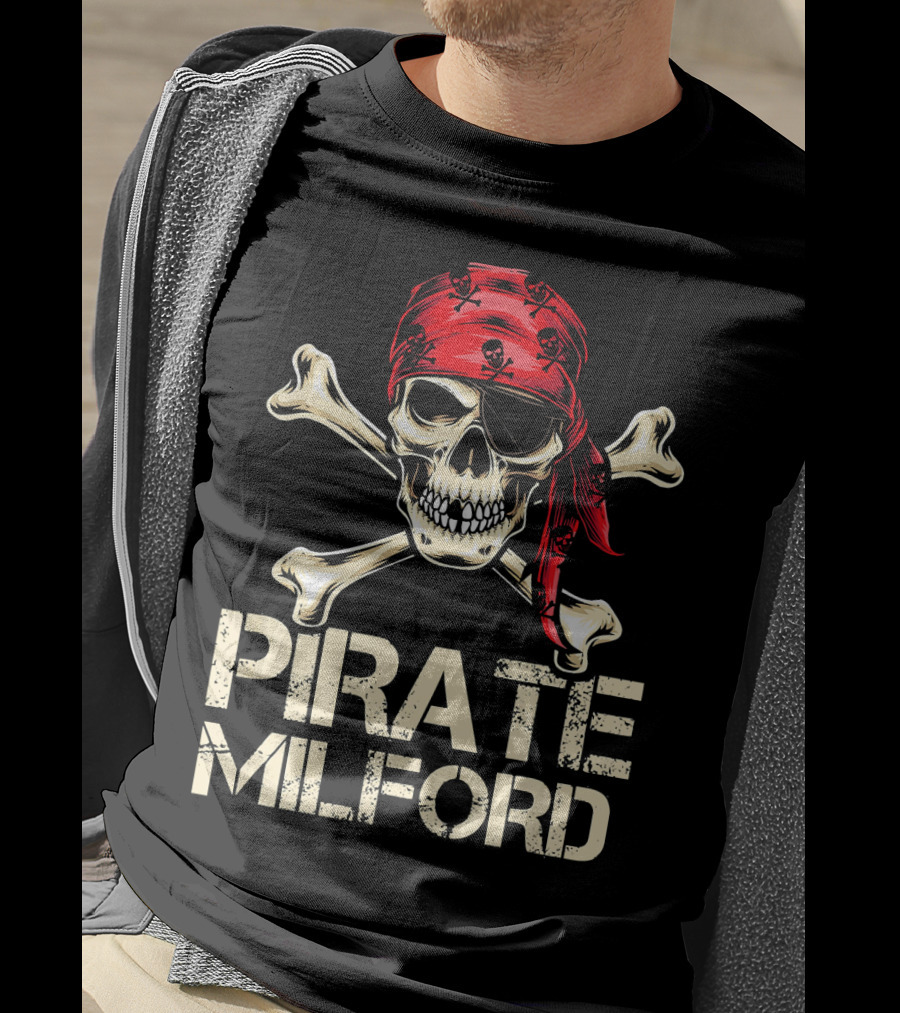 PIRATE MILFORD Skull Crossbones Red Bandana Custom Birthday T-Shirt