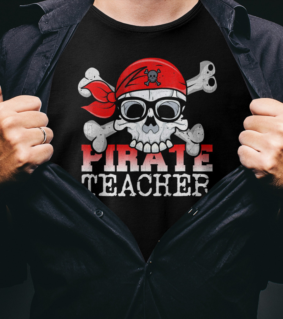 Pirate Skull With Bandana And Glasses Funny Teacher T-Shirt