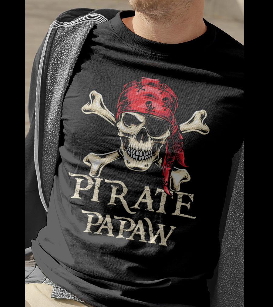 Pirate Papaw Skull Crossbones Red Bandana T-Shirt