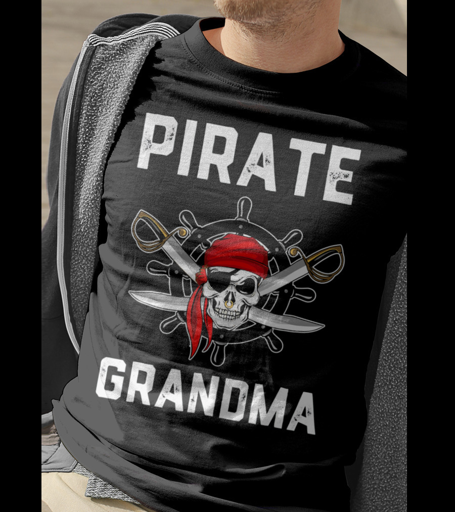 Pirate Grandma Skull With Red Bandana And Crossed Swords T-Shirt