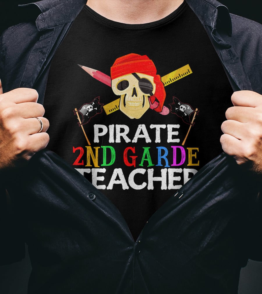 Pirate 2nd Grade Teacher Skull Ruler Swords Red Bandana T-Shirt