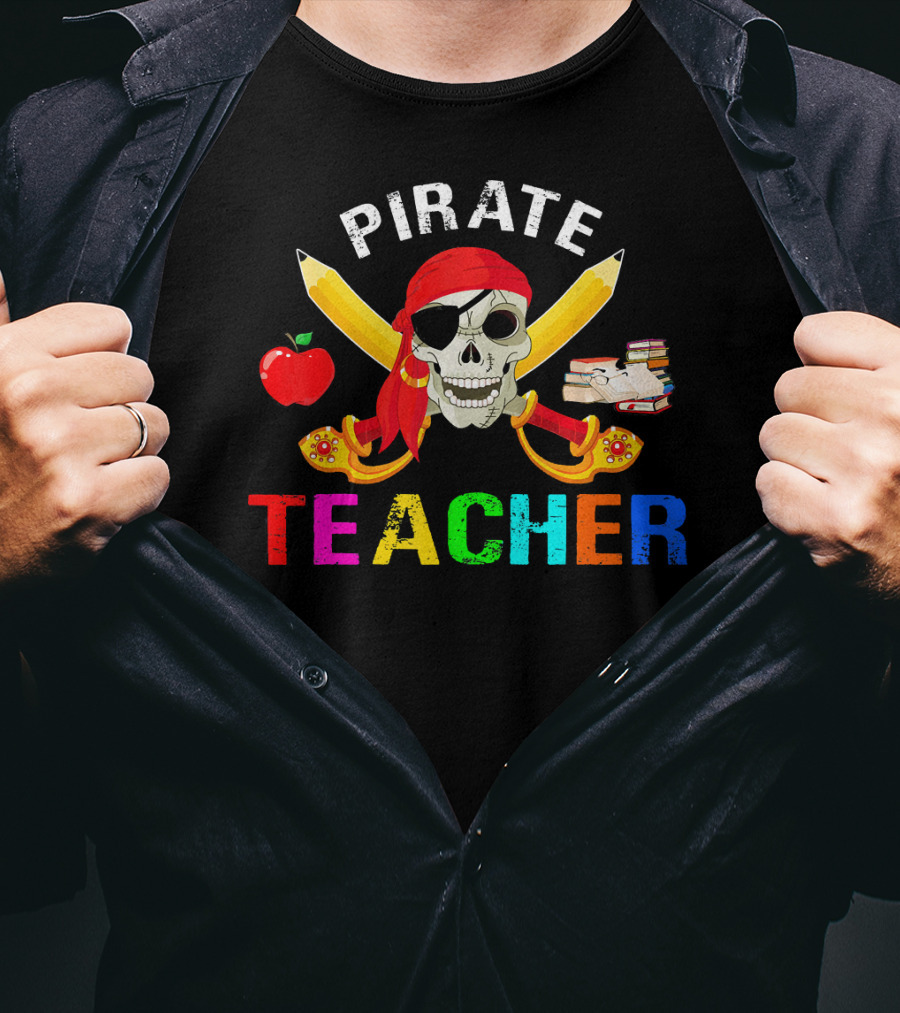 Pirate Teacher Skull Apple Books Halloween T-Shirt
