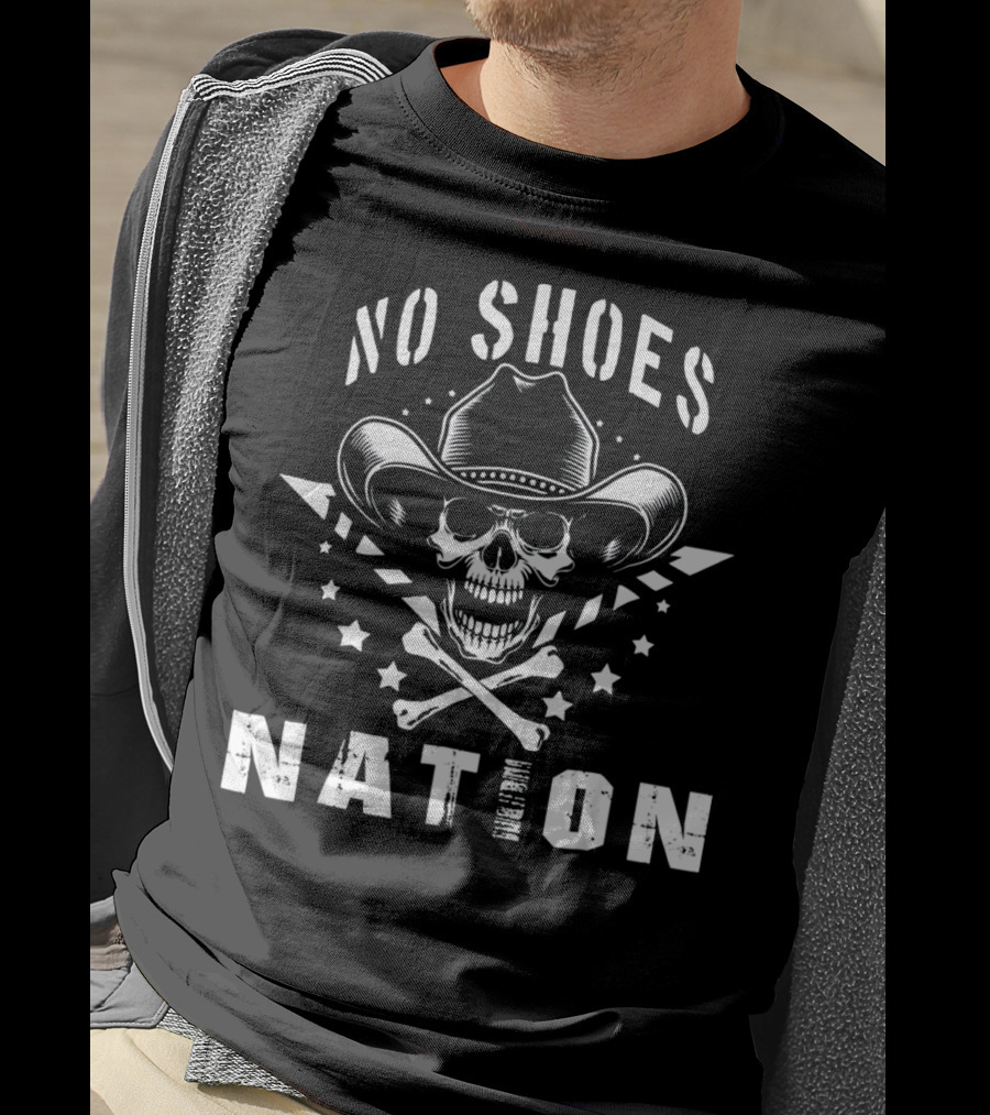 No Shoes Nation Pirate Skull Cowboy Hat Stars And Crossbones T-Shirt