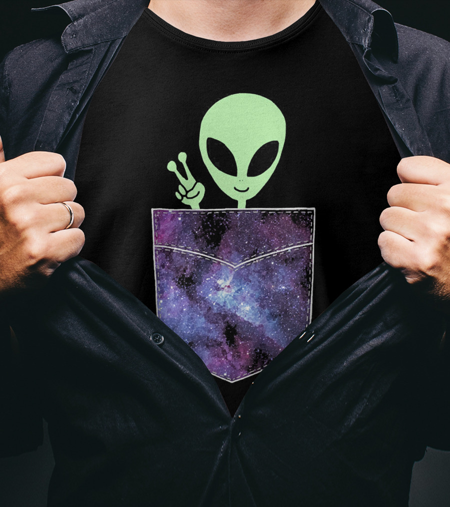 Alien Peace Sign Galaxy Pocket UFO Cos T-Shirt