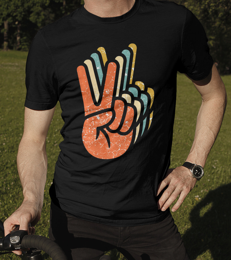 Hippie Peace Vintage 60s 70s Tie Dye Style Retro Hand Sign T-Shirt