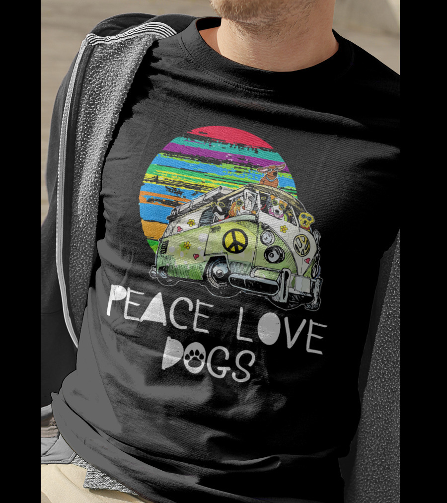 Peace Love Dogs Hippie Van Dog Lovers Vintage Peace Sign Retro Circle T-Shirt