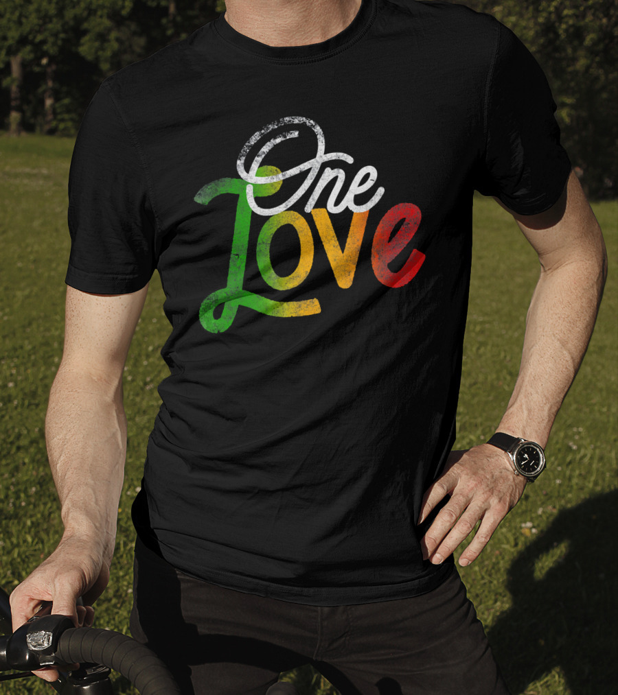 One Love Heart Rasta Reggae Roots Clothi Vintage Rastafarian Colors T-Shirt