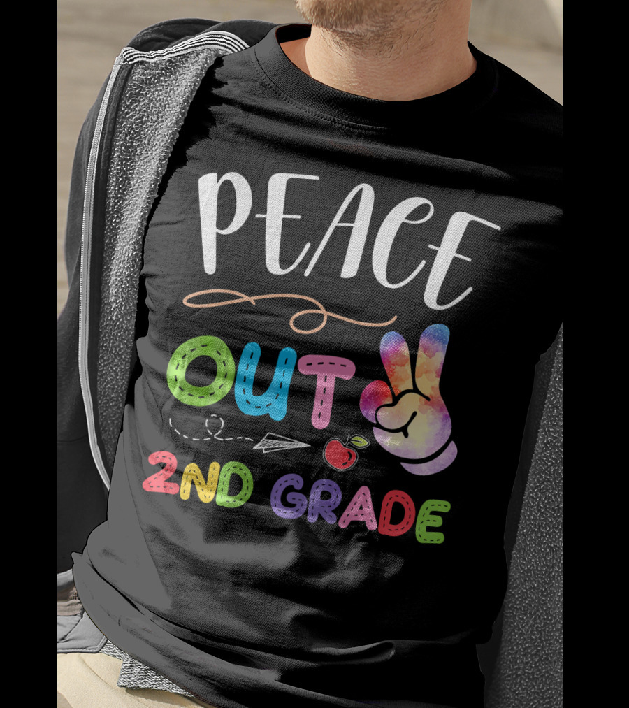 Peace Out 2nd Grade Rainbow Peace Sign Retro School Graduation T-Shirt