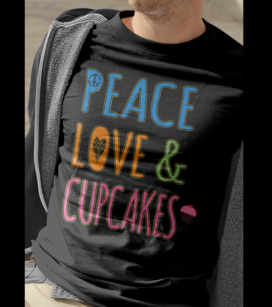 Peace Love And Cupcakes With Pink Frosting Cupcake T-Shirt