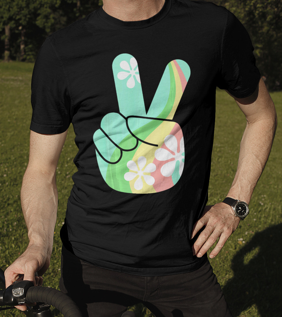 Retro Vintage Peace Sign Hippie 70s Flower Power Vibes T-Shirt