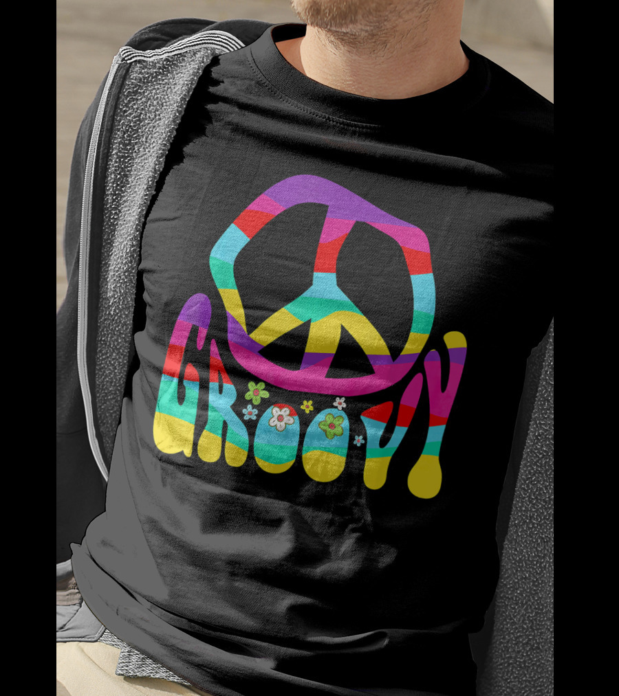 Groovy Rainbow Colorful Peace Sign Symbol With Flowers 60s 70s T-Shirt
