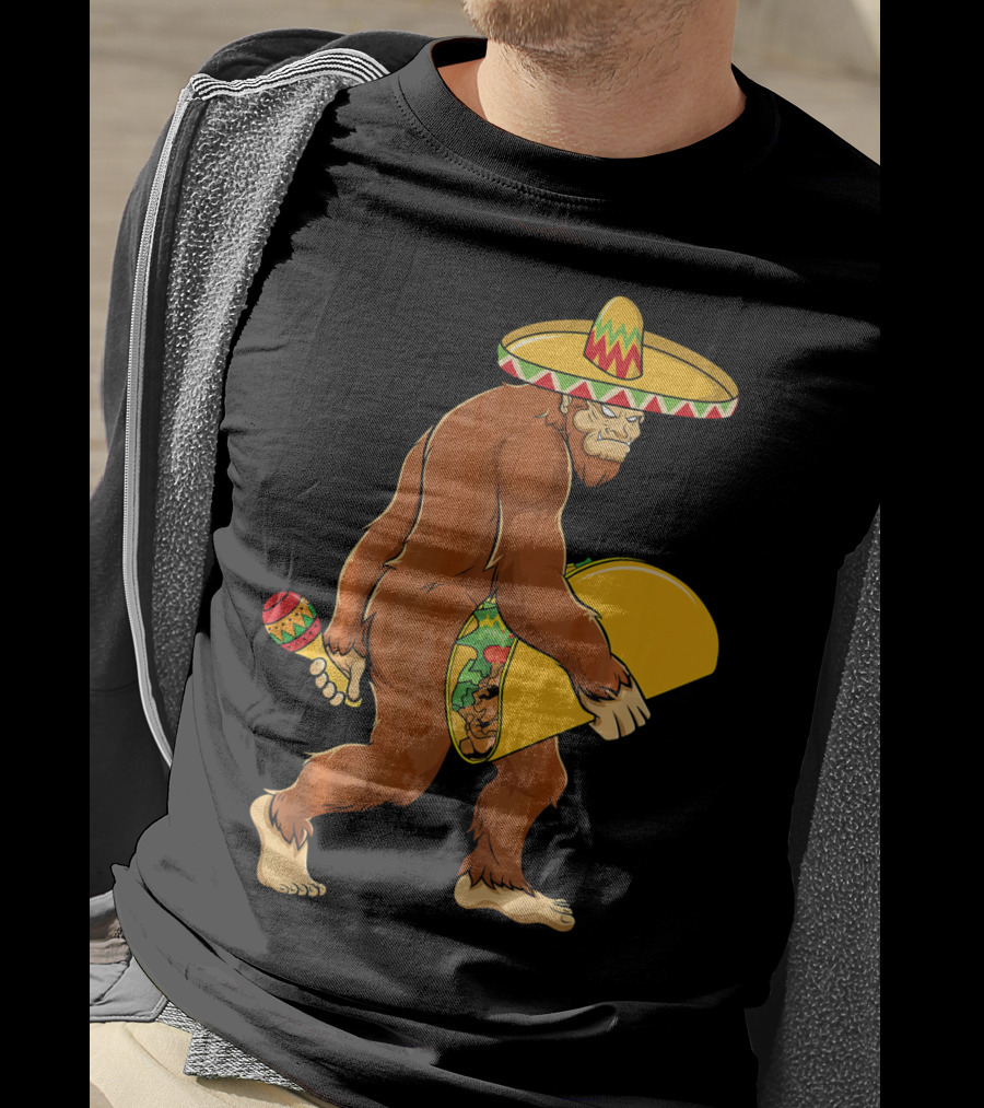 Bigfoot Cinco De Mayo Sombrero Taco Maraca T-Shirt