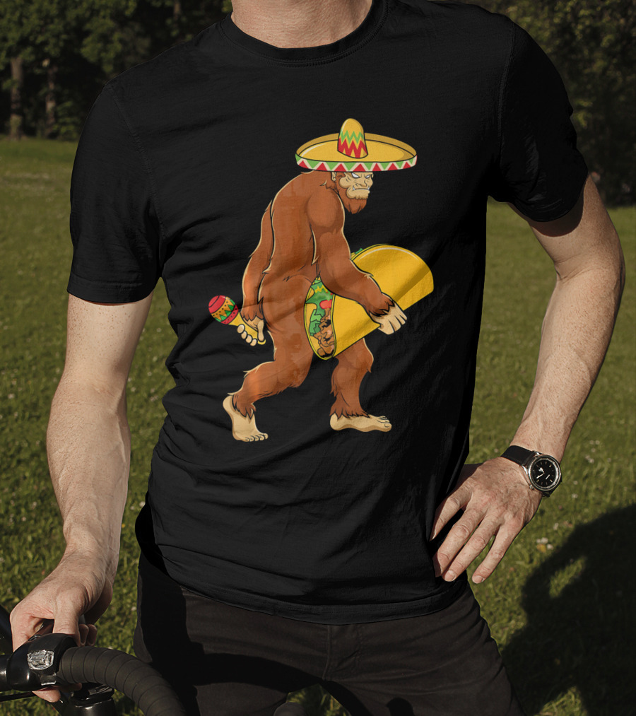 Bigfoot Cinco De Mayo Sombrero Taco Maraca T-Shirt