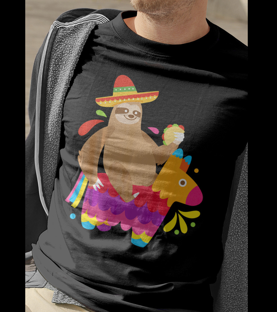 Sloth Taco Piñata Cute Mexican Fiesta Sombrero Riding Rainbow T-Shirt