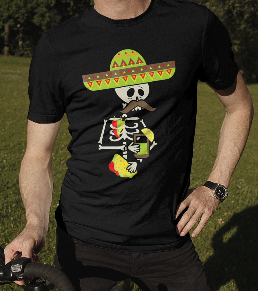 Mexican Skeleton Sombrero Holding Tequila Chili Tacos T-Shirt