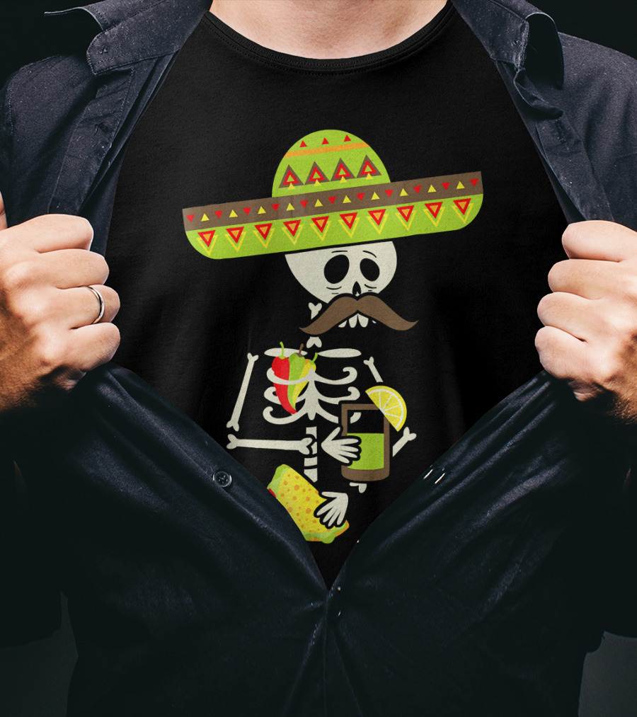 Mexican Skeleton Sombrero Holding Tequila Chili Tacos T-Shirt