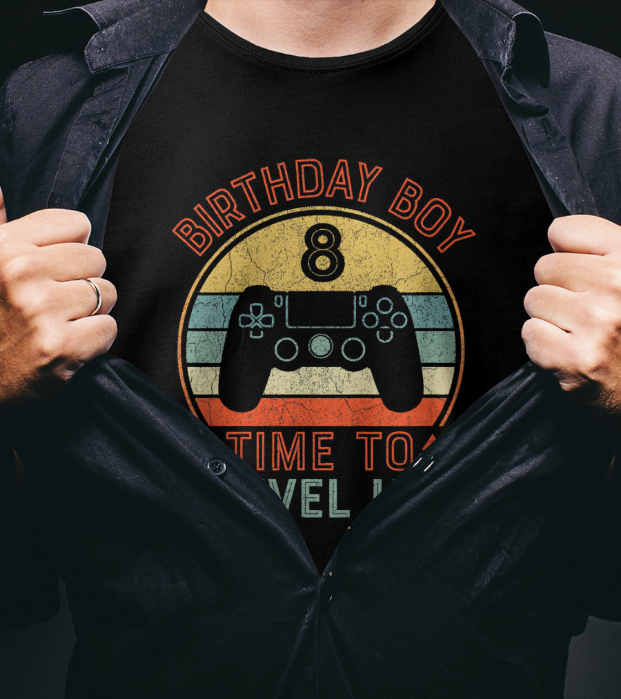 Birthday Boy 8 Time To Level Up Vintage Gaming Controller Retro Stripes T-Shirt