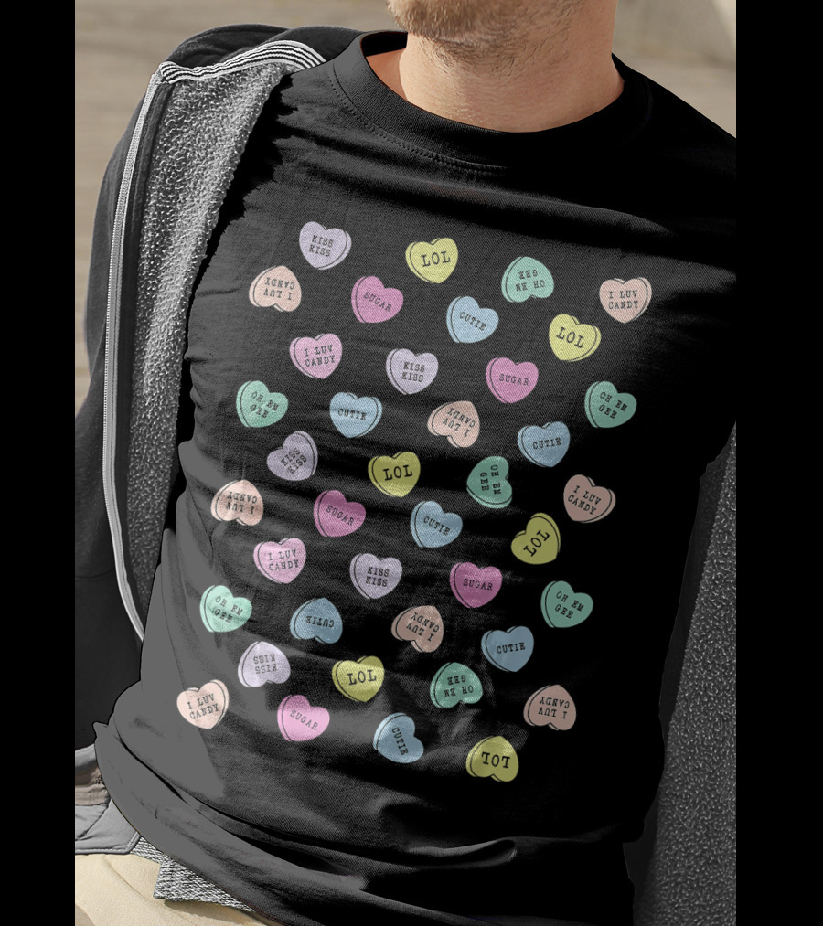 Valentines Day Candy Hearts Kiss Kiss I Luv Candy Text Oh Em Gee Funny Messages T-Shirt