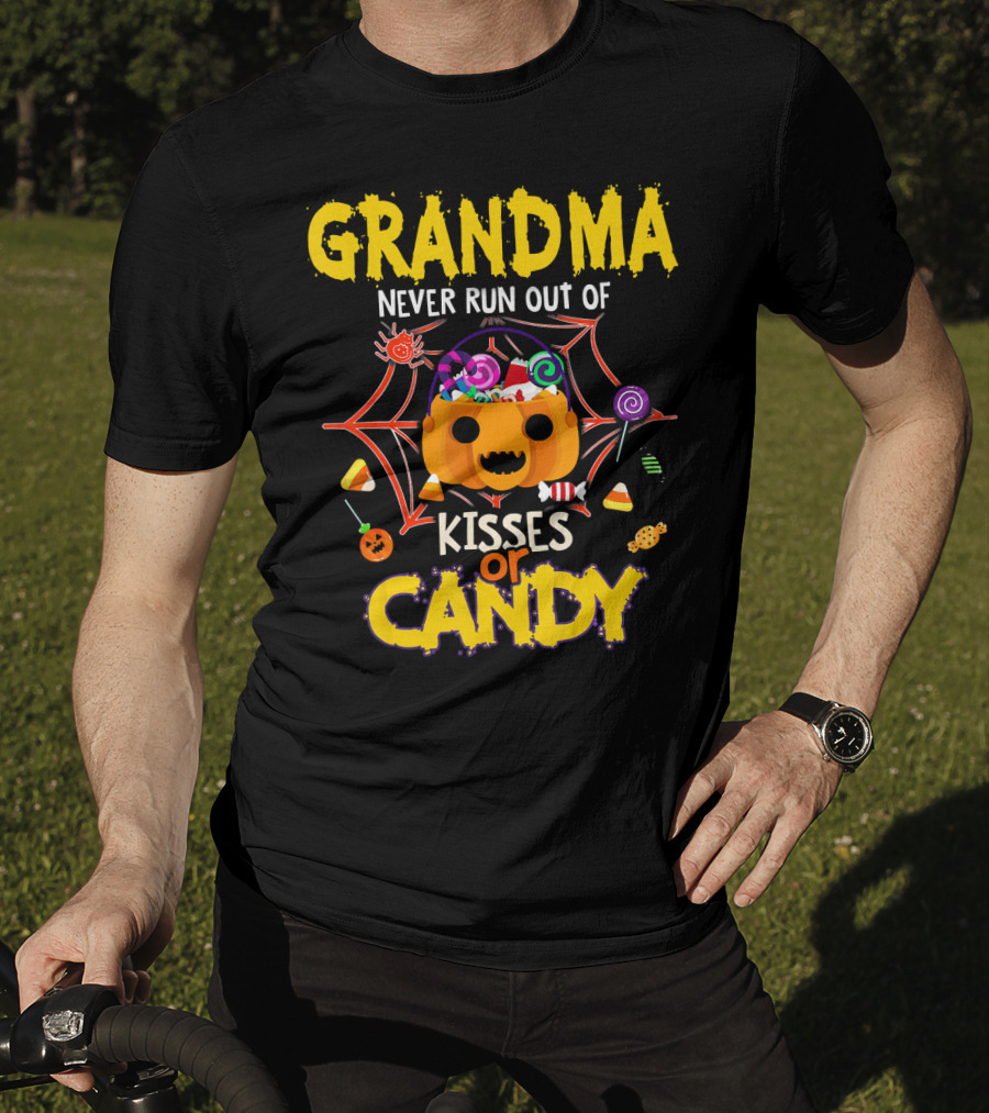 Grandma Never Run Out Of Kisses Or Candy Halloween Pumpkin Spiderweb Treats T-Shirt