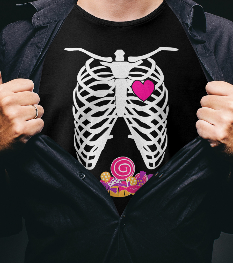Halloween XRay Skeleton Rib Cage Heart Candy T-Shirt