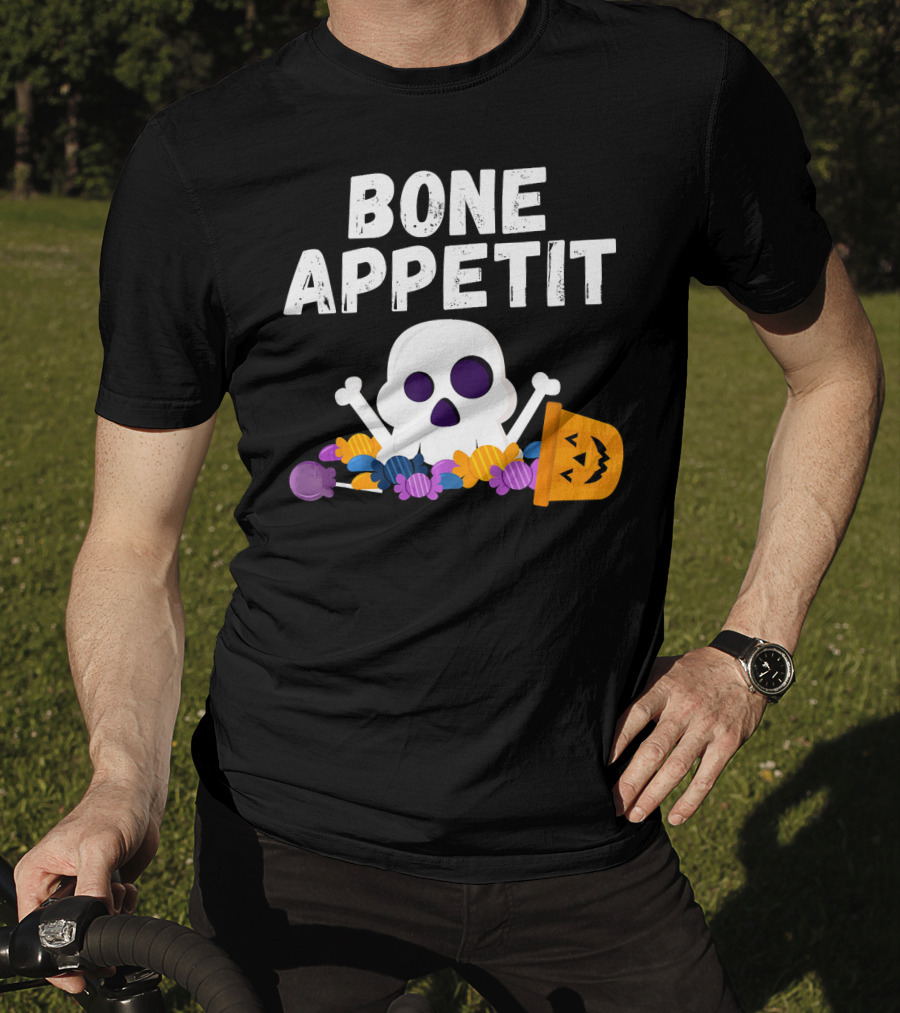 Bone Appetit Funny Skull Halloween Candy Pumpkin Chef Pun T-Shirt