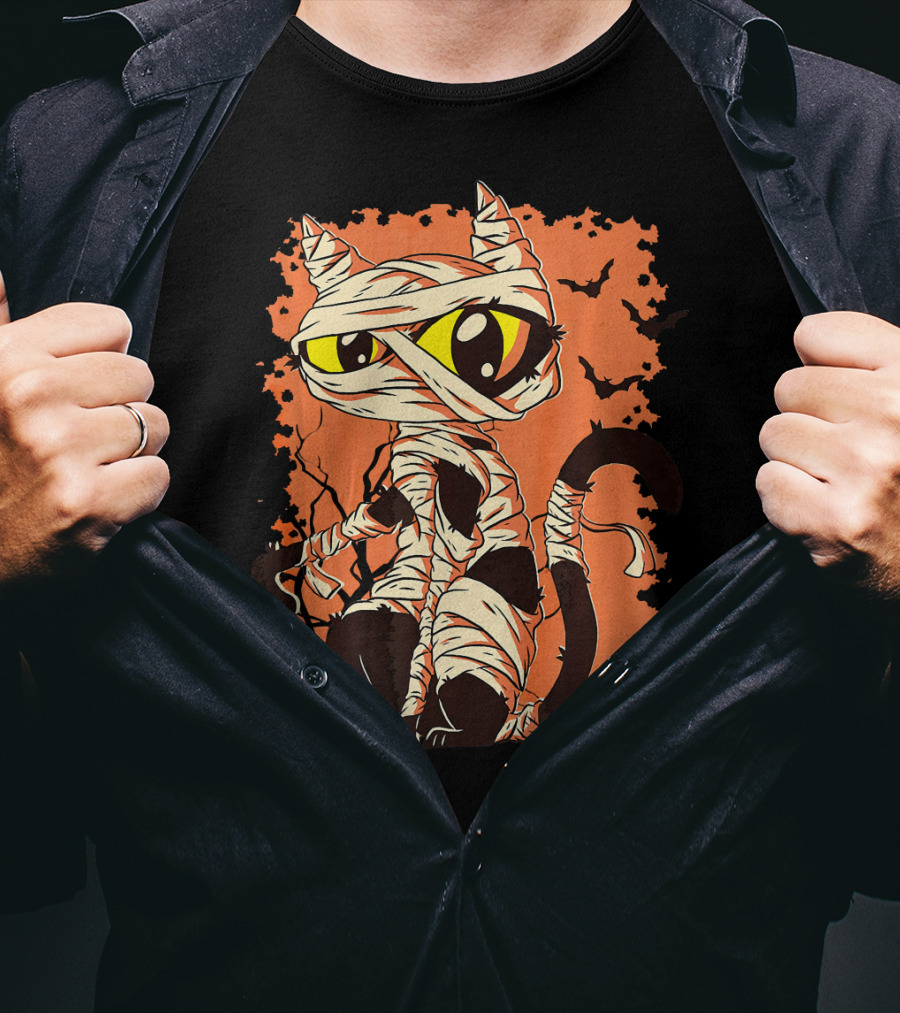 Mummy Cat With Yellow Eyes And Halloween Bats T-Shirt