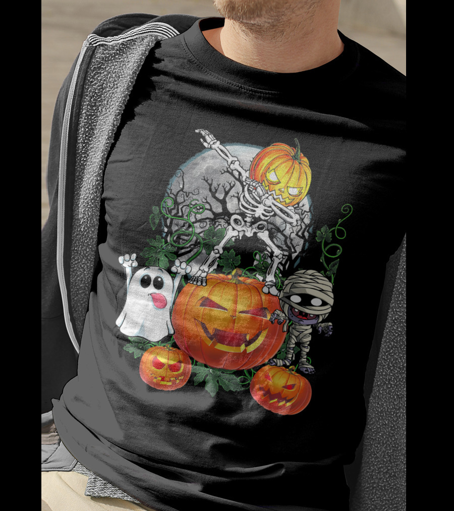 Dabbing Skeleton Pumpkin Ghost Mummy Halloween Moon Scene T-Shirt