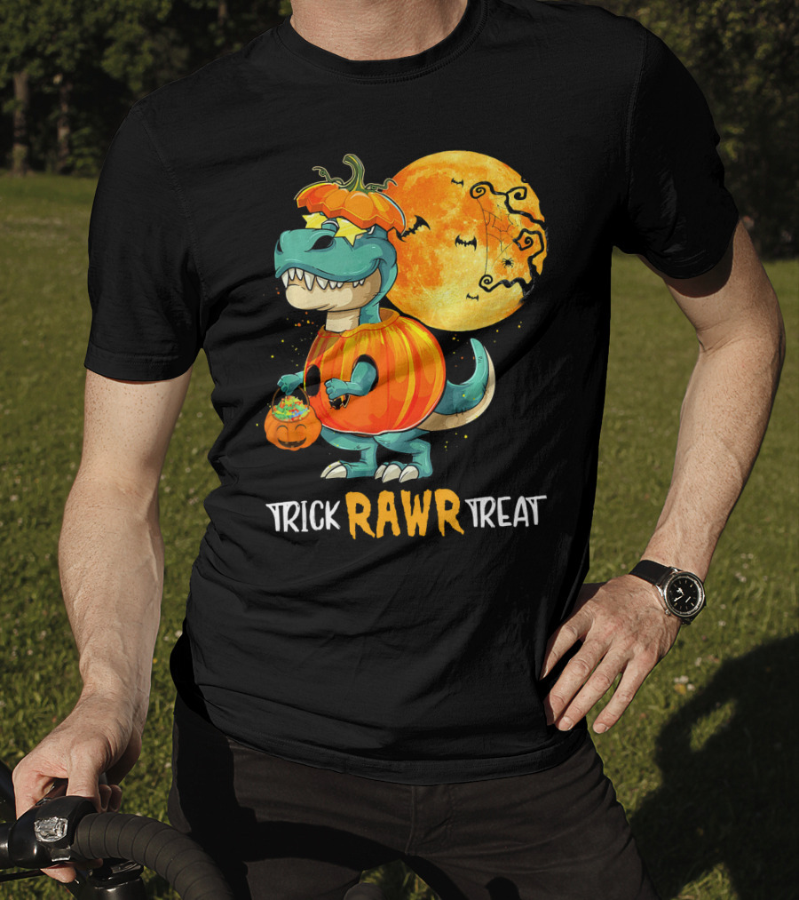 Trick RAWR Treat Rex Dinosaur Halloween Pumpkin Moon T-Shirt