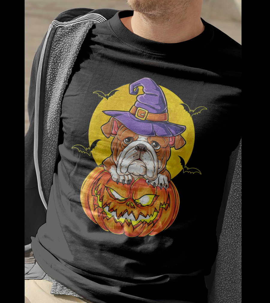 English Bulldog Halloween Witch Pumpkin Moon T-Shirt