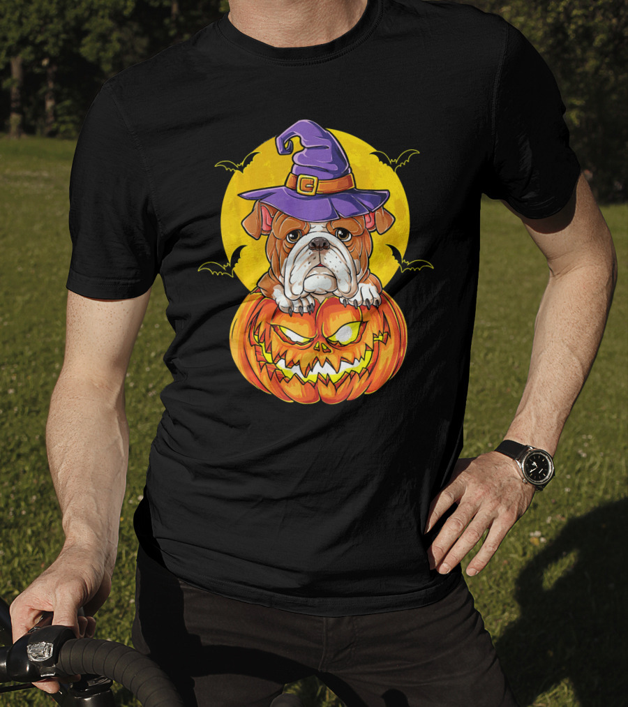 English Bulldog Halloween Witch Pumpkin Moon T-Shirt