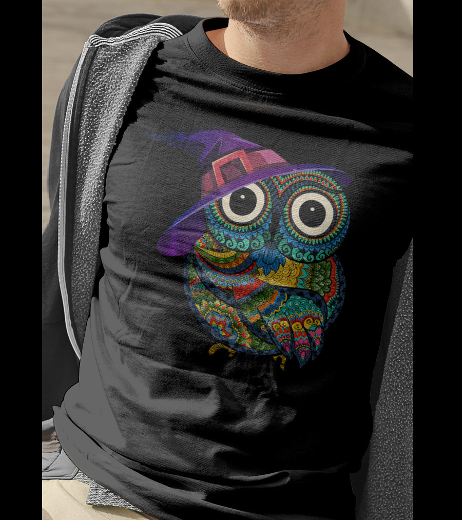 Colorful Owl With Witch Hat In Halloween Costume Fun T-Shirt