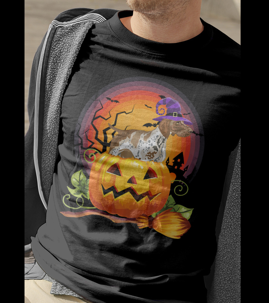 German Shorthaired Pointer Halloween Pumpkin Witch Hat Broomstick T-Shirt