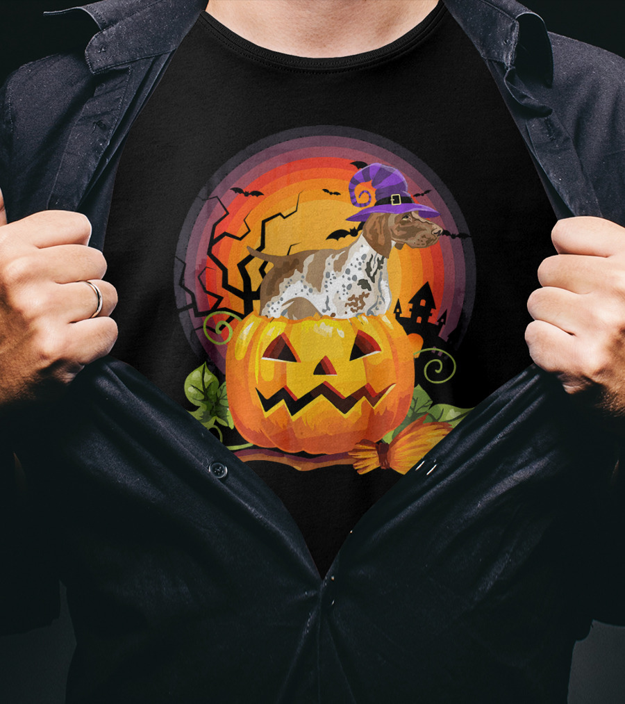 German Shorthaired Pointer Halloween Pumpkin Witch Hat Broomstick T-Shirt