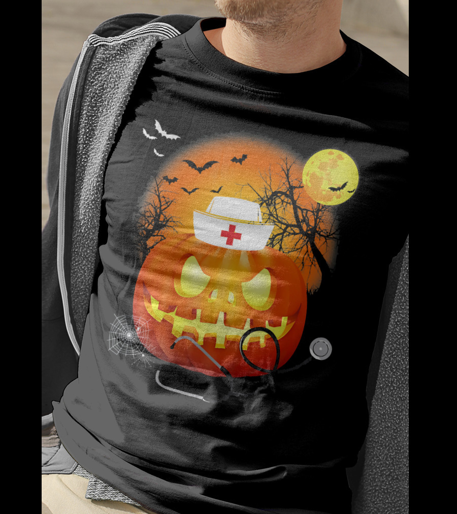 Nurse Halloween Pumpkin With Stethoscope And Bats T-Shirt