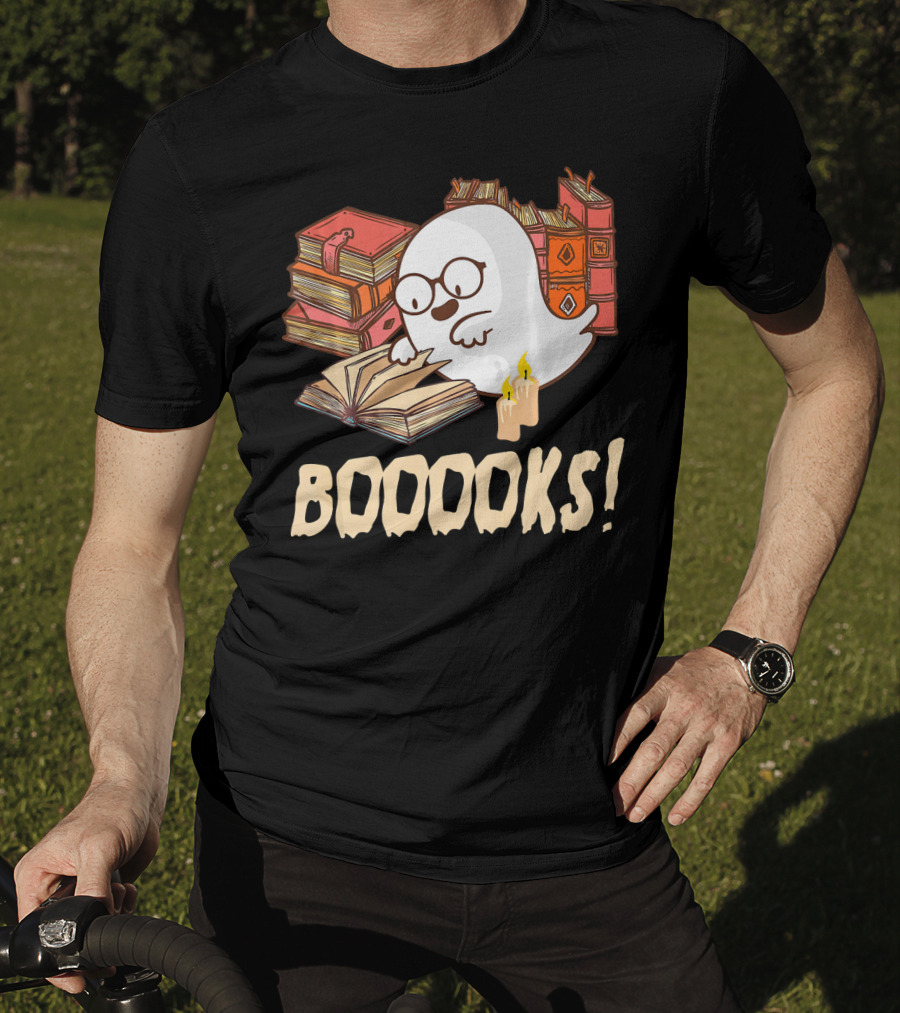 BOOOOKS Cute Reading Boo Ghost With Stacks Of Books And Candles T-Shirt