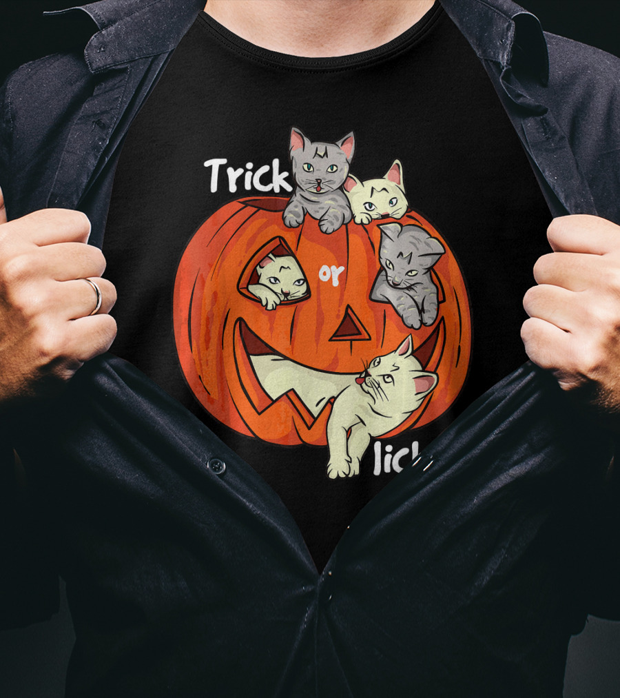 Trick Or Lick Cats In Carved Pumpkin Funny Cat T-Shirt