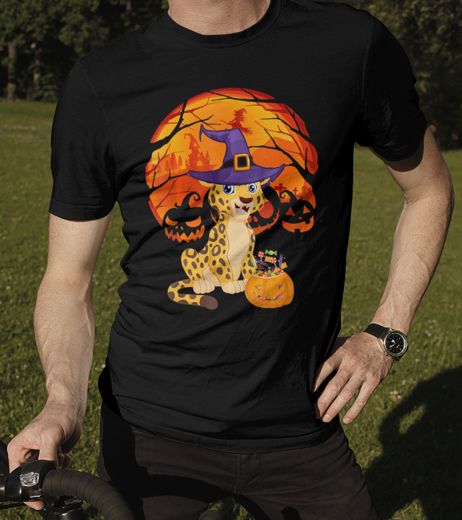 Halloween Costume Leo Witch Hat Leopard Jack-o'-Lantern Moon Shadows T-Shirt