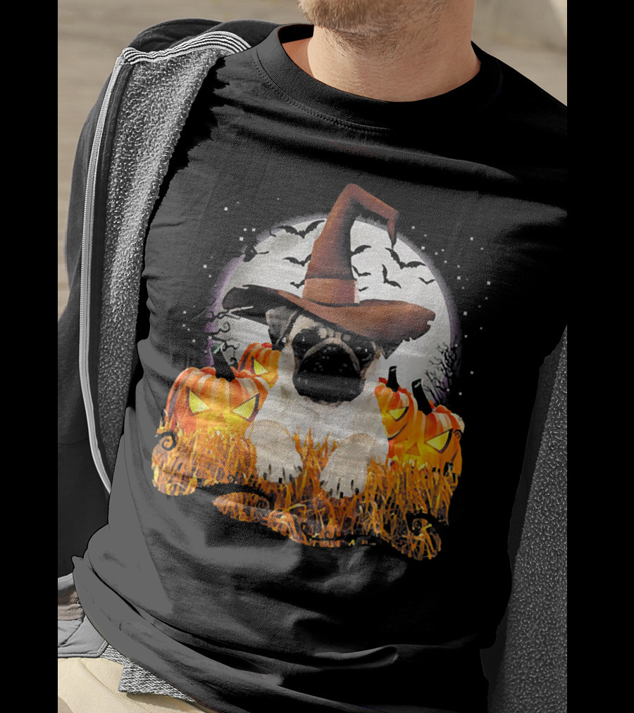 Funny Pug Halloween Witch Hat Pumpkins Moon Bats T-Shirt