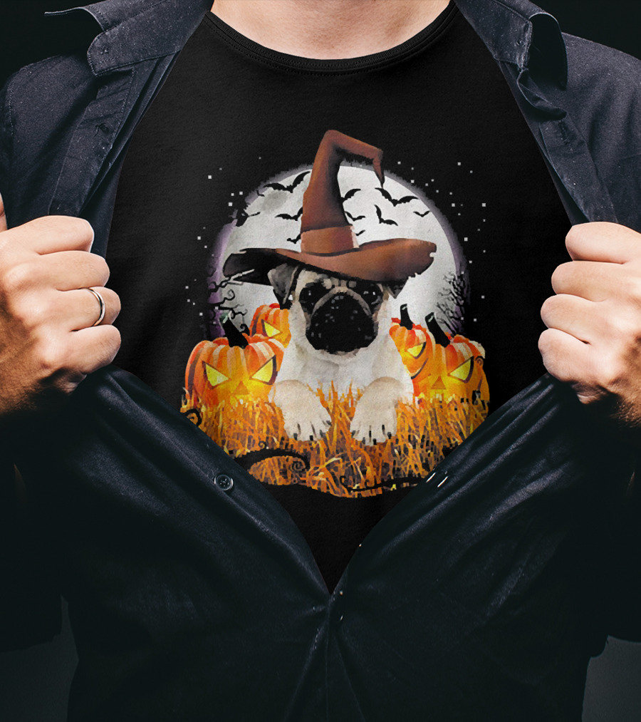Funny Pug Halloween Witch Hat Pumpkins Moon Bats T-Shirt