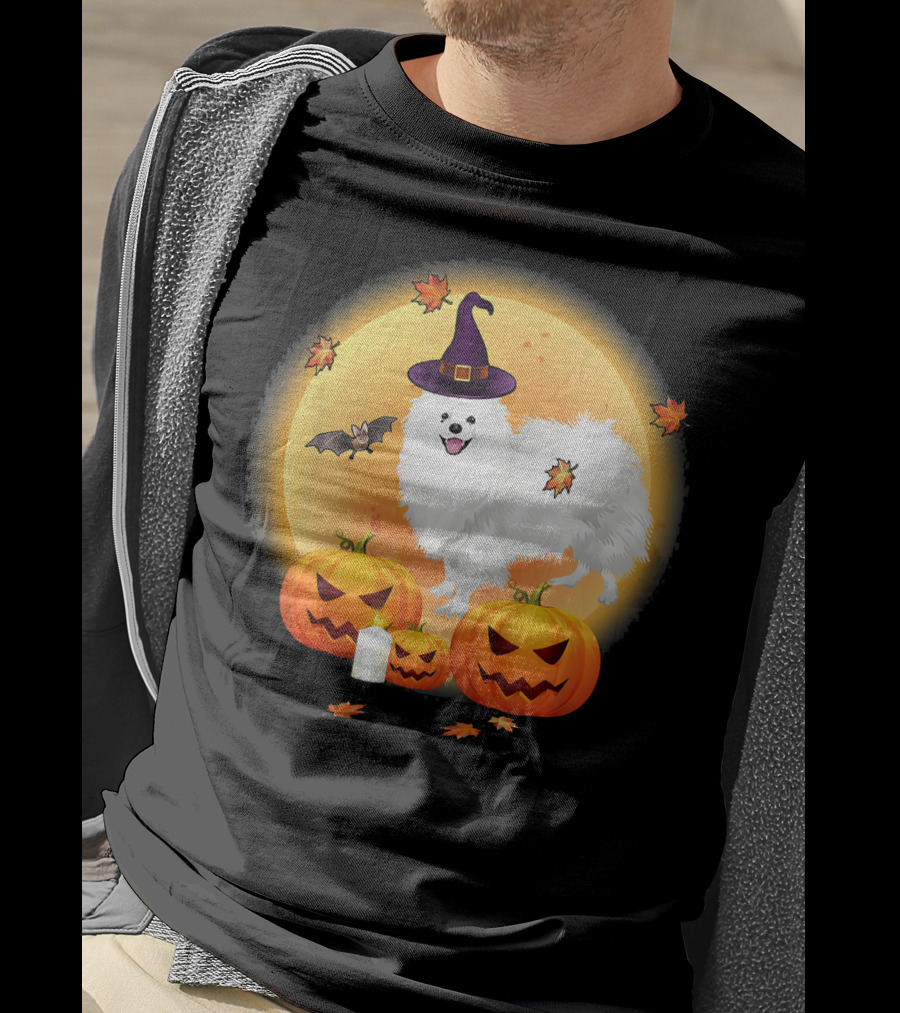 Halloween American Eskimo Dog With Pumpkins And Witch Hat T-Shirt