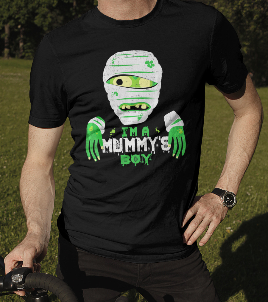 Creepy I'm A Mummy's Boy Green Cartoon Mummy Face And Hands T-Shirt