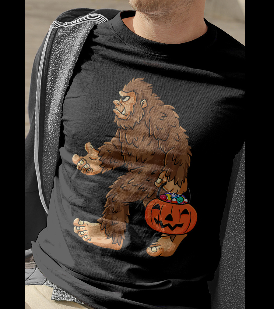 Bigfoot Carrying Jack O Lantern Halloween Candy T-Shirt