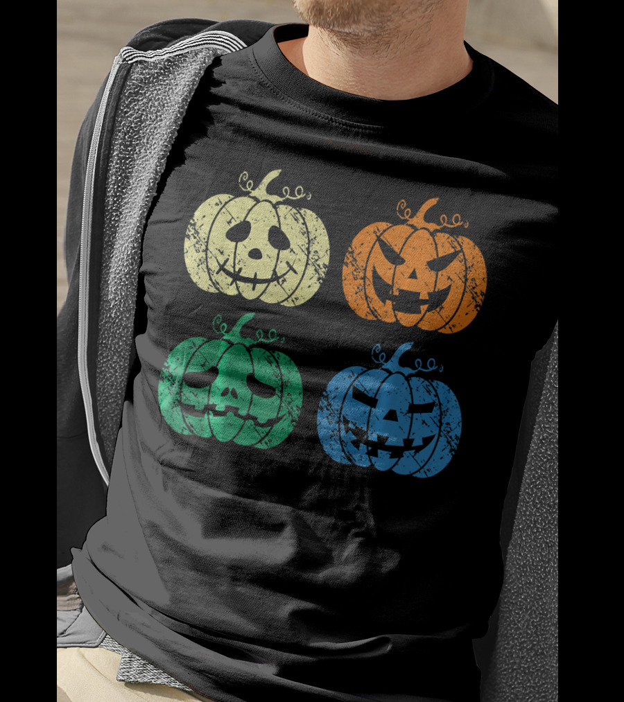 Vintage Retro Scary Pumpkin Face Halloween T-Shirt