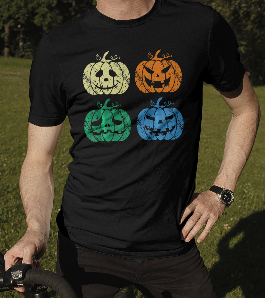 Vintage Retro Scary Pumpkin Face Halloween T-Shirt