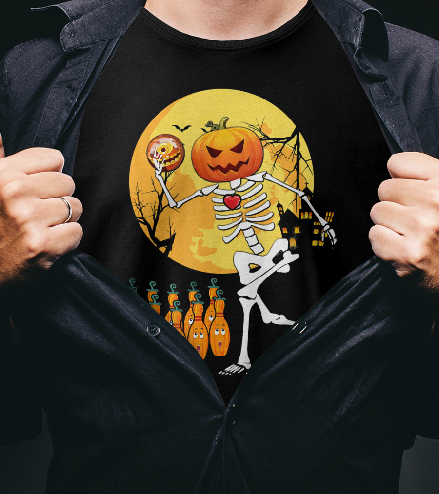 Funny Pumpkin-Headed Bowling Skeleton Halloween Dance T-Shirt