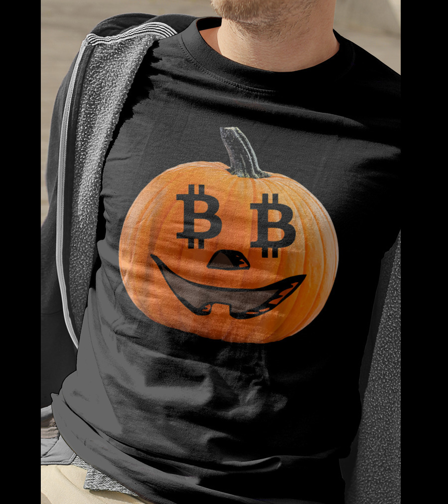 Bitcoin Pumpkin Halloween Costume Crypt T-Shirt