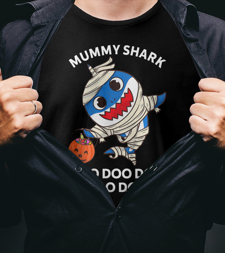 Mummy Shark Doo Doo Doo Doo Halloween Pumpkin T-Shirt