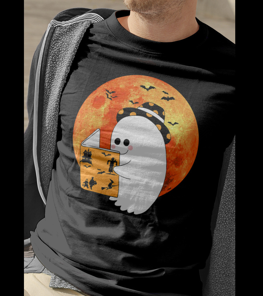 Halloween Ghost Reading Boo Books With Orange Moon And Bats T-Shirt